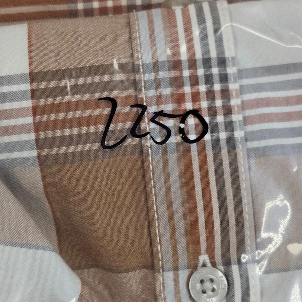 The‎ North Face Button Up Mens L Brown Plaid Short Sleeve Outdoor Hiking Shirt